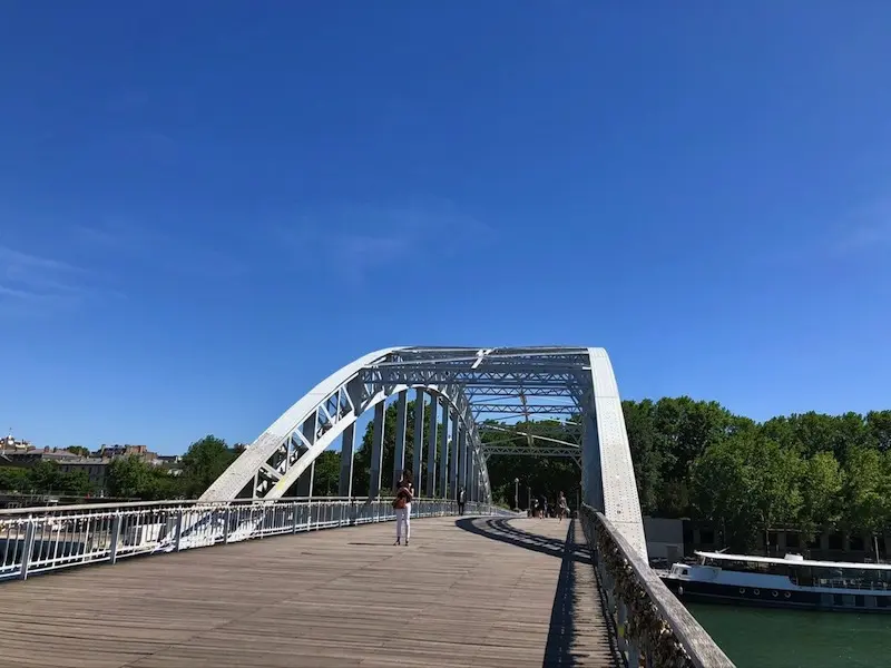 ドゥビリ橋
