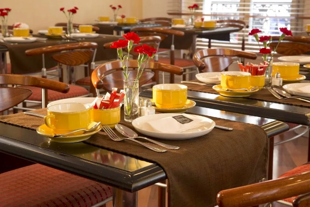 Excelsior Opera Hotel01