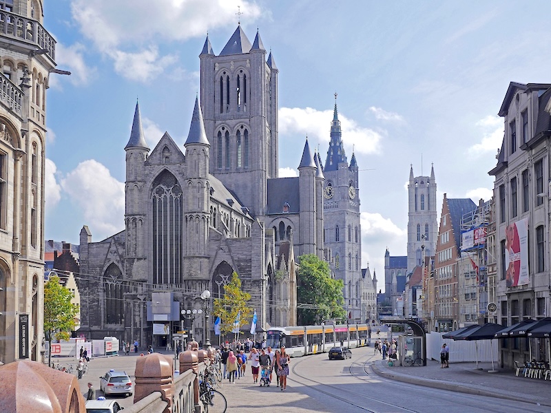 聖ニコラス教会とゲントの鐘楼