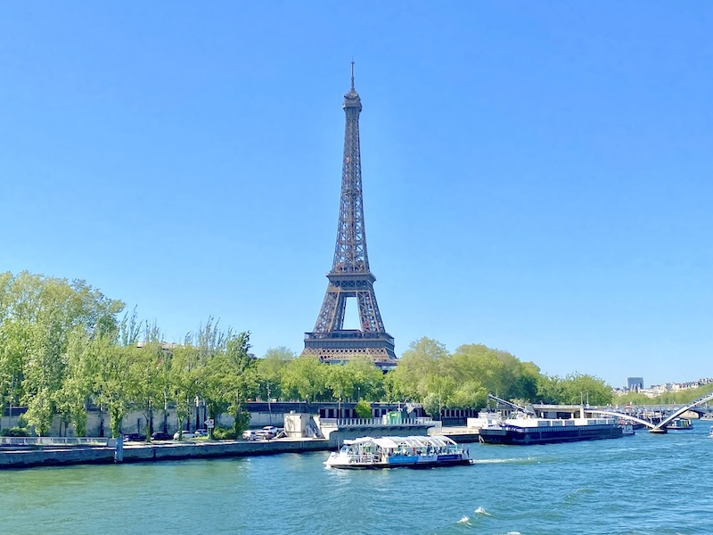 エッフェル塔