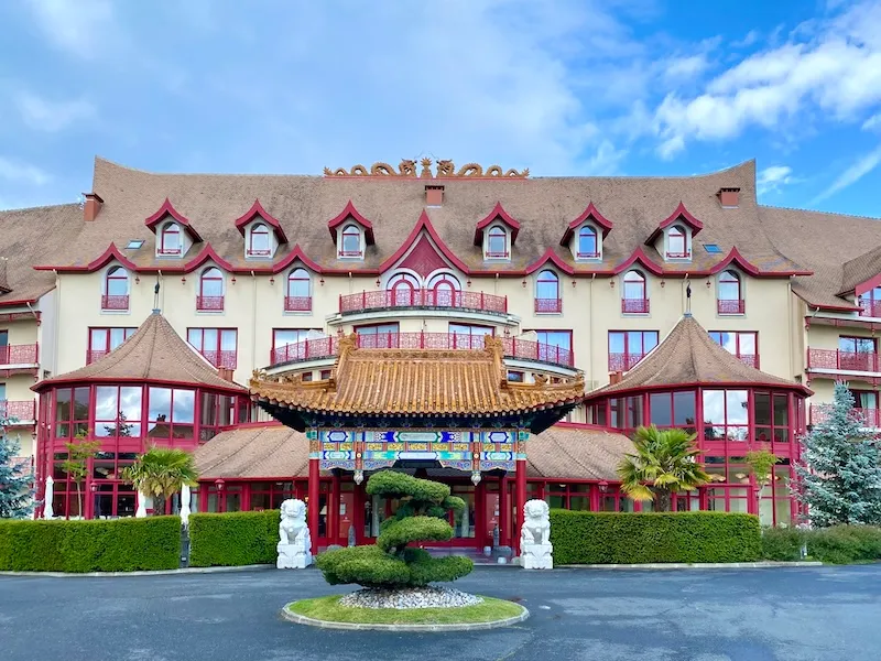 Exterior of Les Pagodes de Beauval01